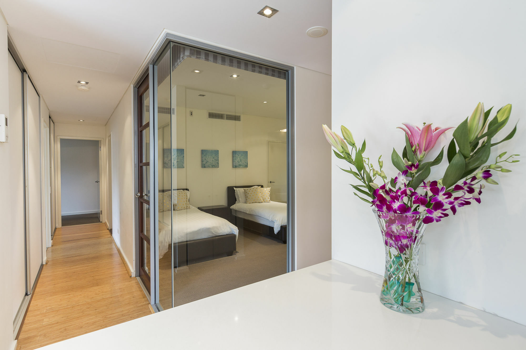 Gallery Serviced Aparthotel 3*