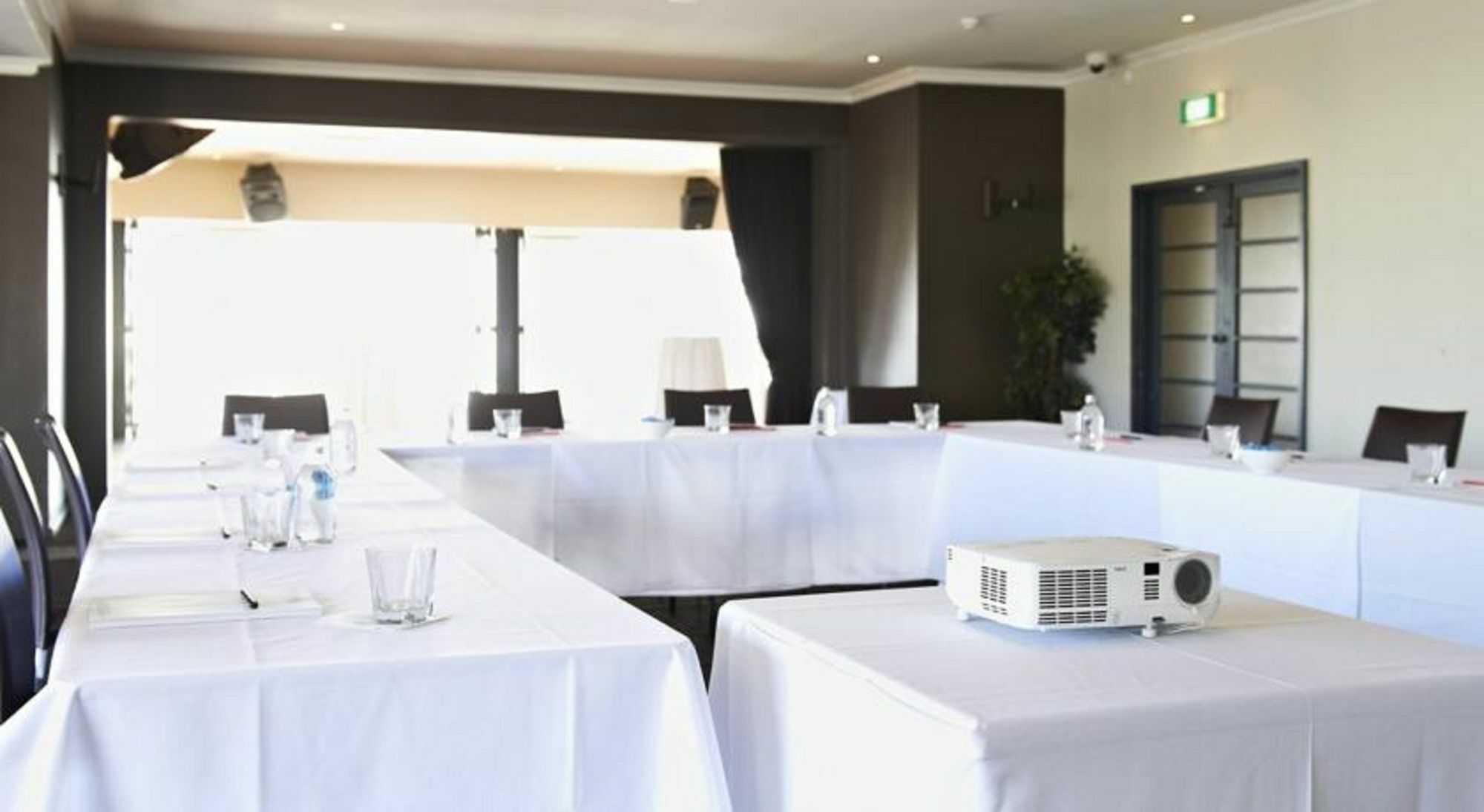 Hotel Cottesloe 3*