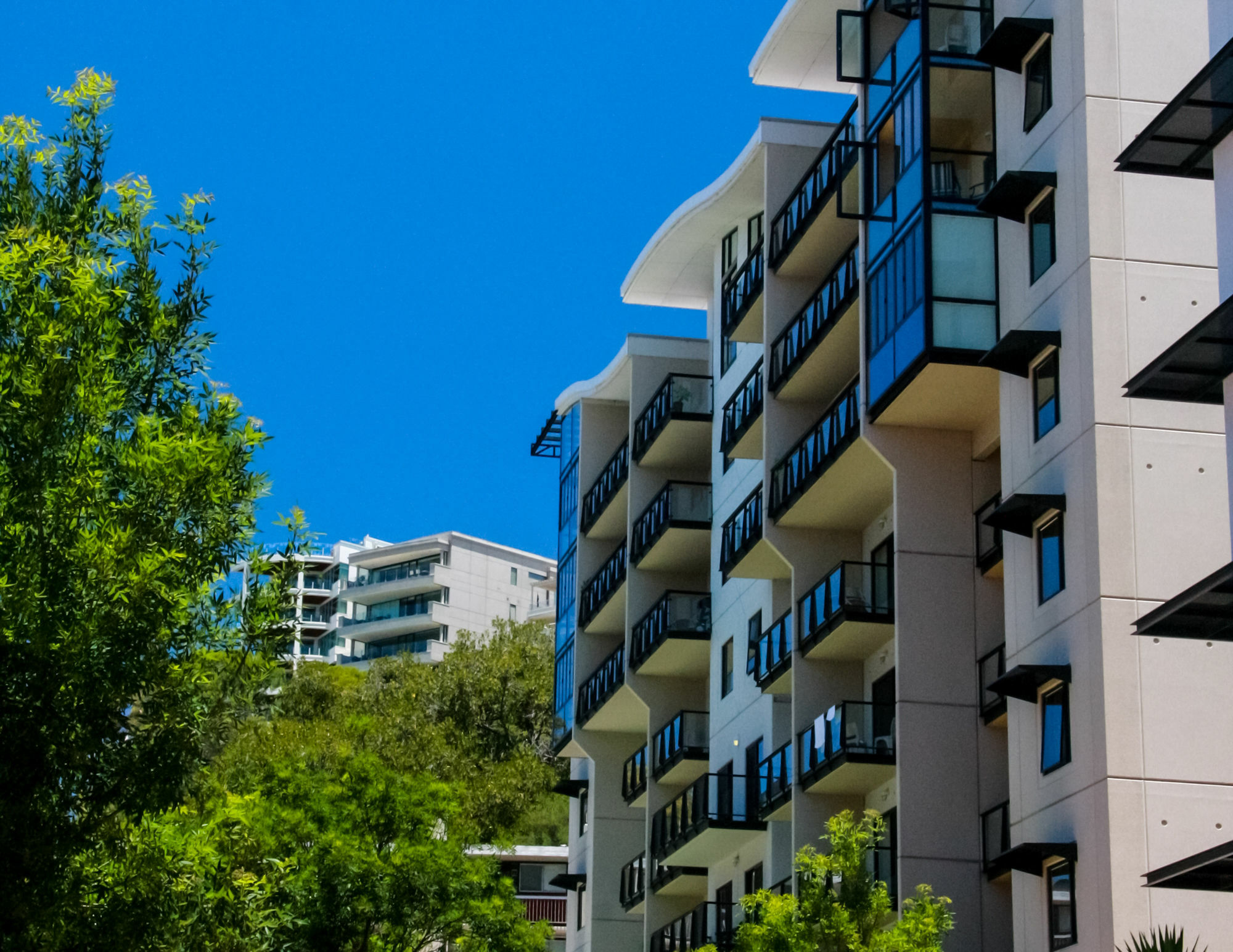 Apartment Short