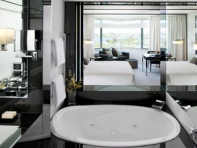 Crown Metropol