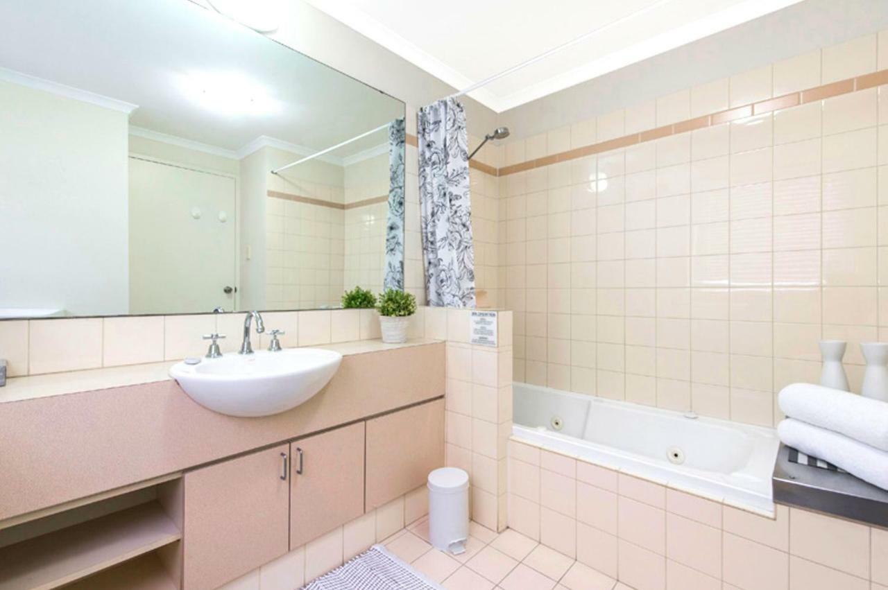 Apartment West End 601 - Executive Escapes *
