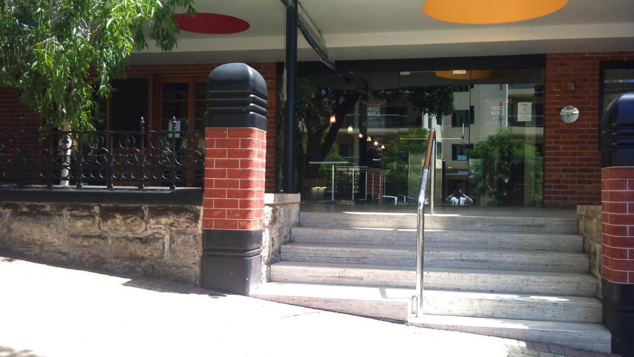 Aparthotel Riverview On Mount Street 4*