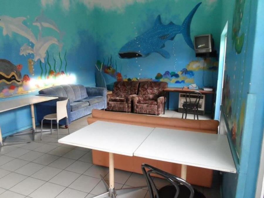 Backpack & Surf Hostel