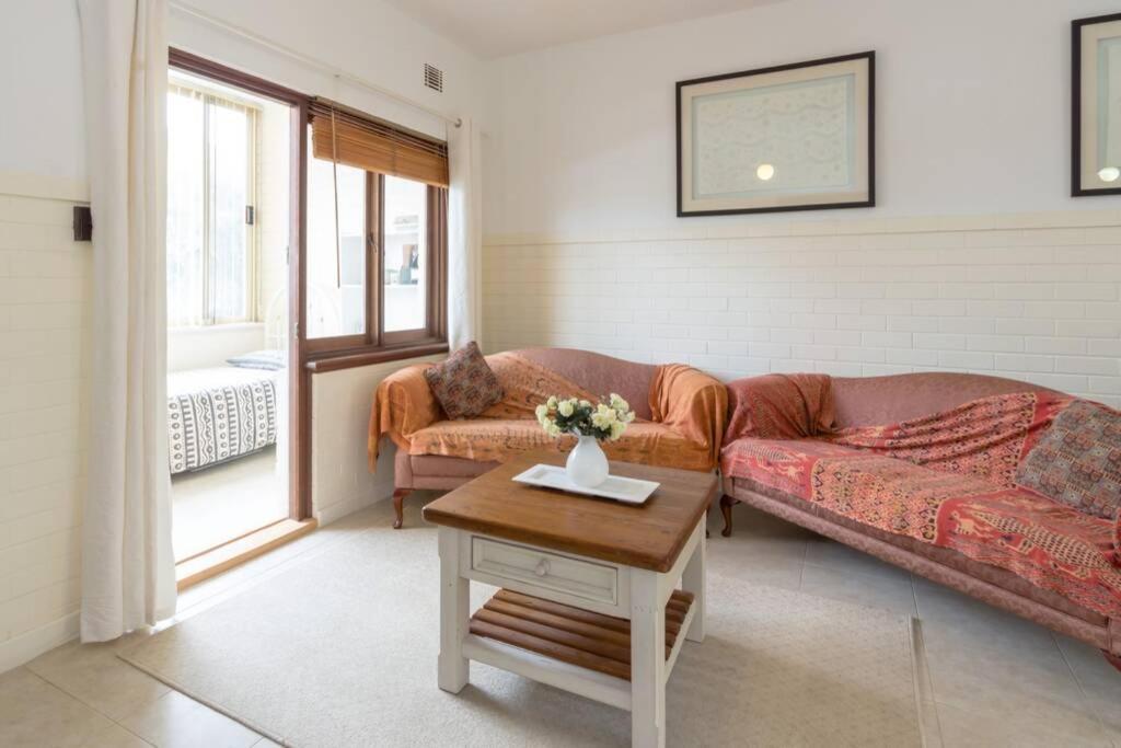 B6 Crawley 1 Brm & Sleepout Near Uwa Apartment *